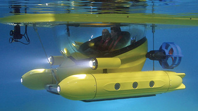 Illustration for article titled This Amphibious Tank Sub ATV Boat Looks Like a 6-Year-Old's Doodle